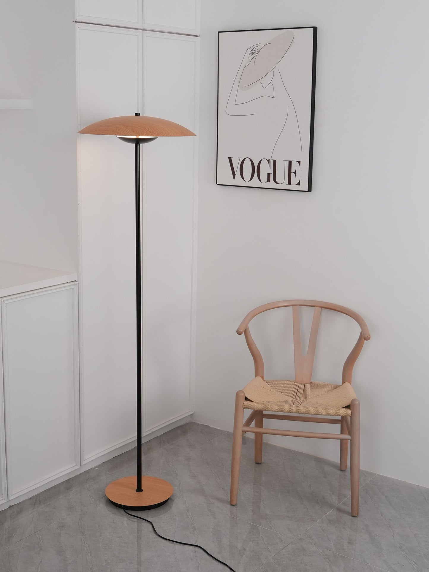 Innovative Directional Floor Lamp with Adjustable LED Light