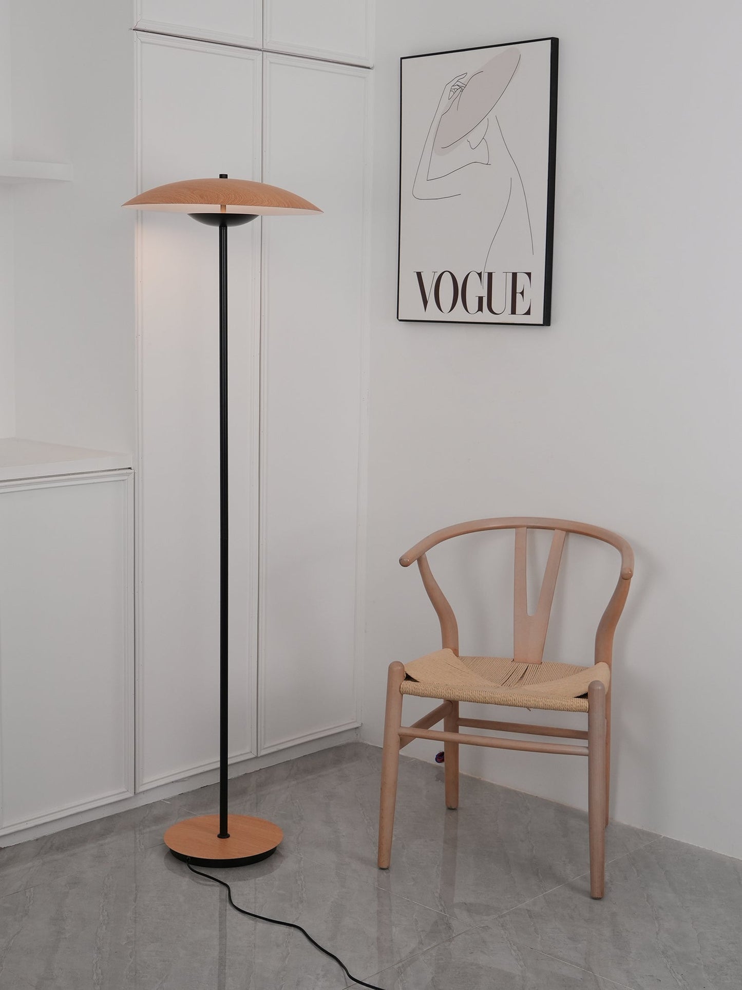 Innovative Directional Floor Lamp with Adjustable LED Light