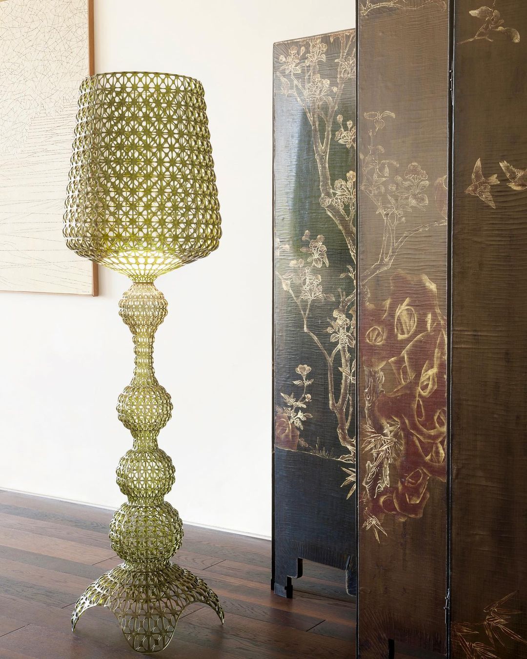 Kabuki Floor Lamp with LED Light - Acrylic, Dimmable, Indoor