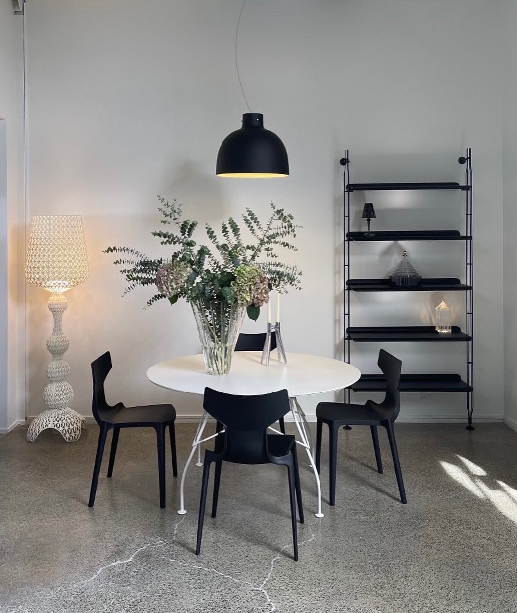 Kabuki Floor Lamp with LED Light - Acrylic, Dimmable, Indoor