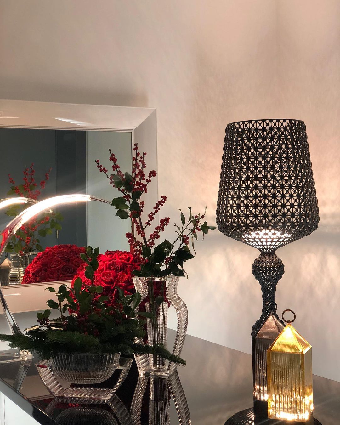 Kabuki Floor Lamp with LED Light - Acrylic, Dimmable, Indoor