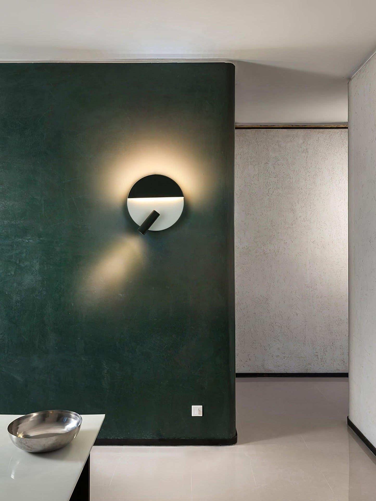 Kneeland Rotatable Wall Lamp with Integrated LED Light