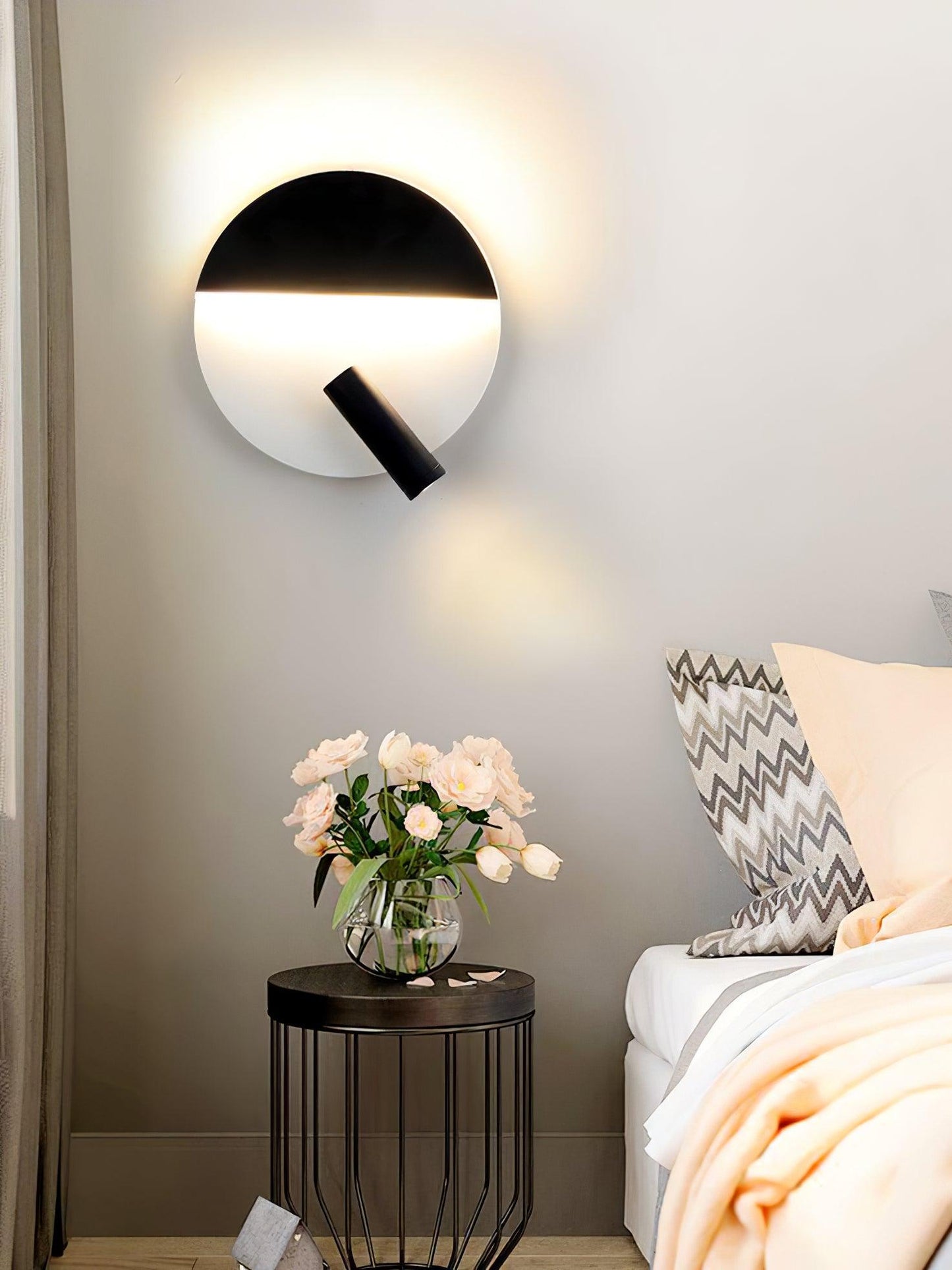Kneeland Rotatable Wall Lamp with Integrated LED Light