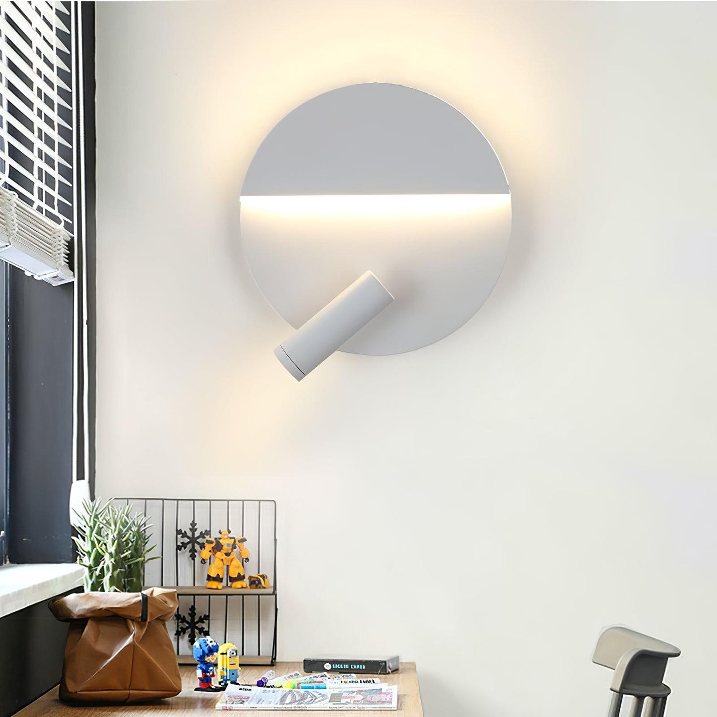 Kneeland Rotatable Wall Lamp with Integrated LED Light