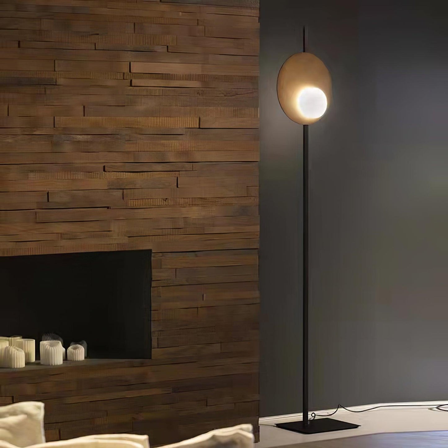 Kwic Floor Lamp with LED Light, Modern Design, Black