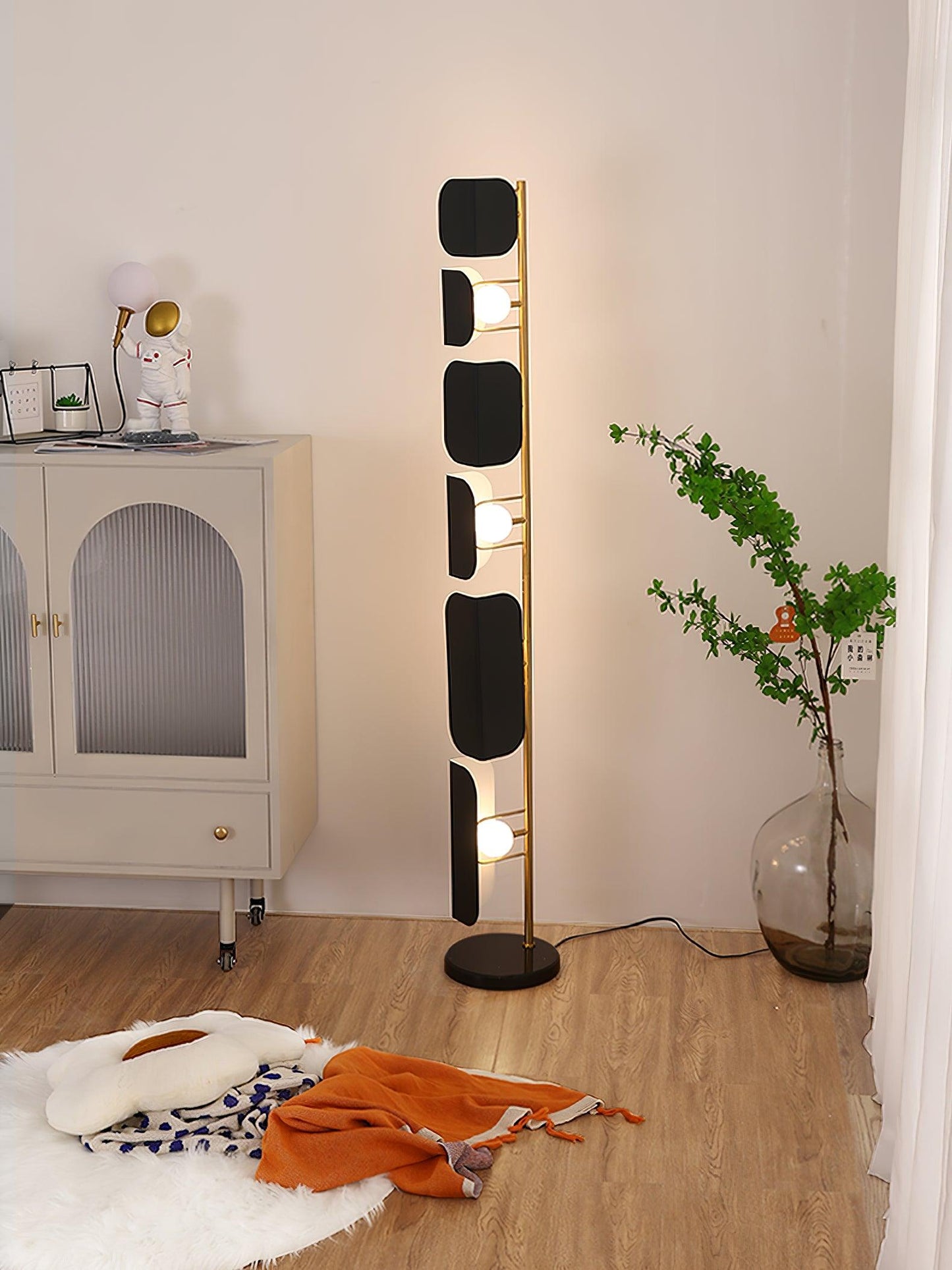 Leagan Floor Lamp - LED Metal Marble Indoor Light
