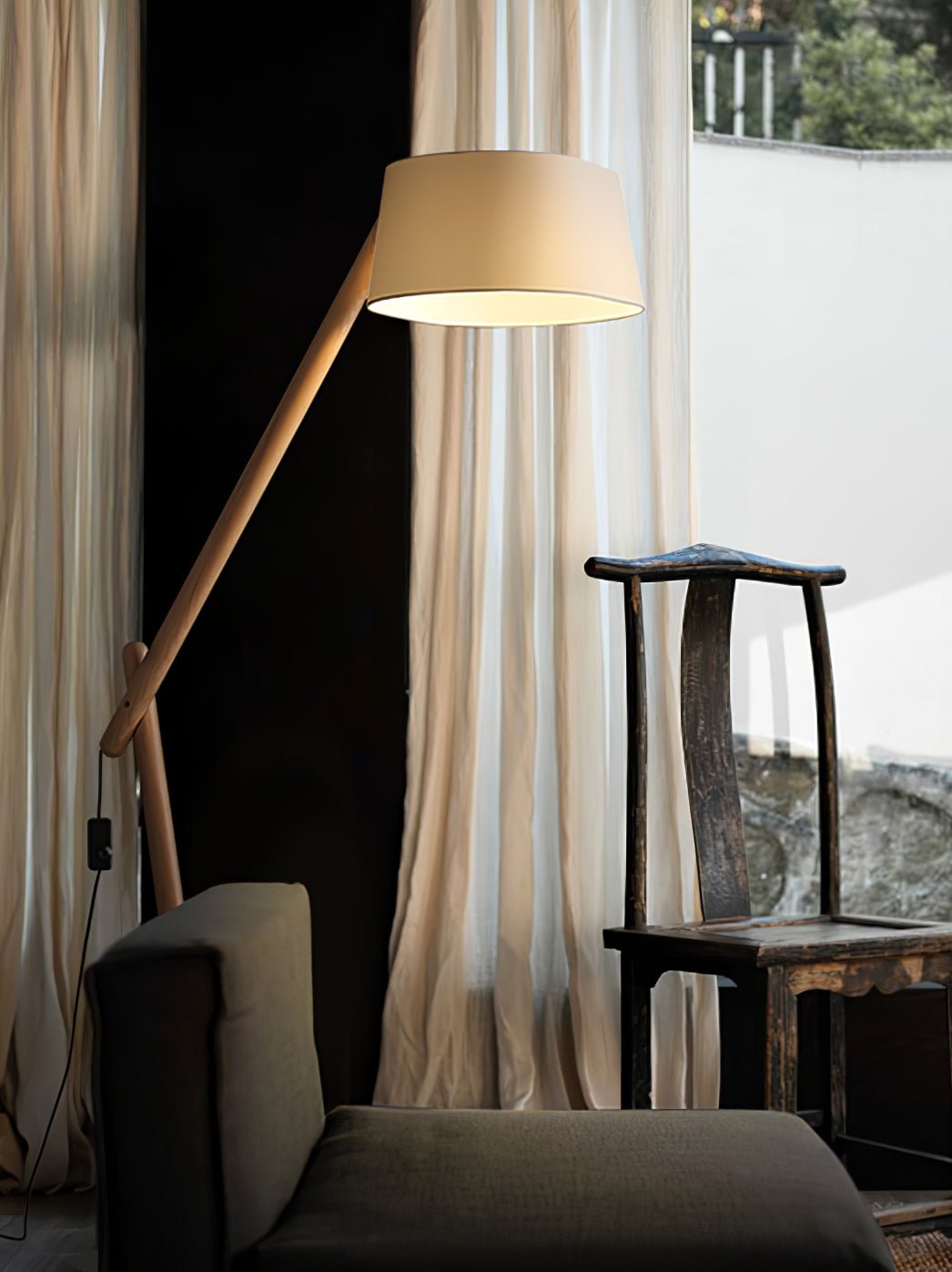 Lean Pivot Floor Lamp with Adjustable Arm LED Light