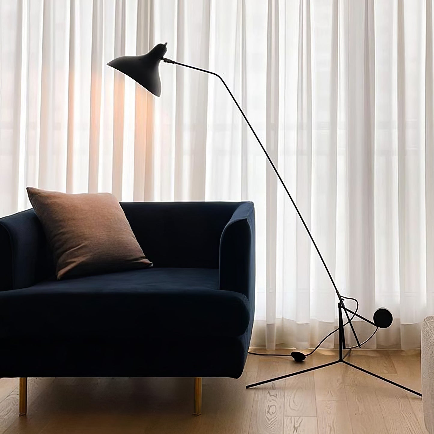 Mantis Arm Floor Lamp with LED, Adjustable Height, Black