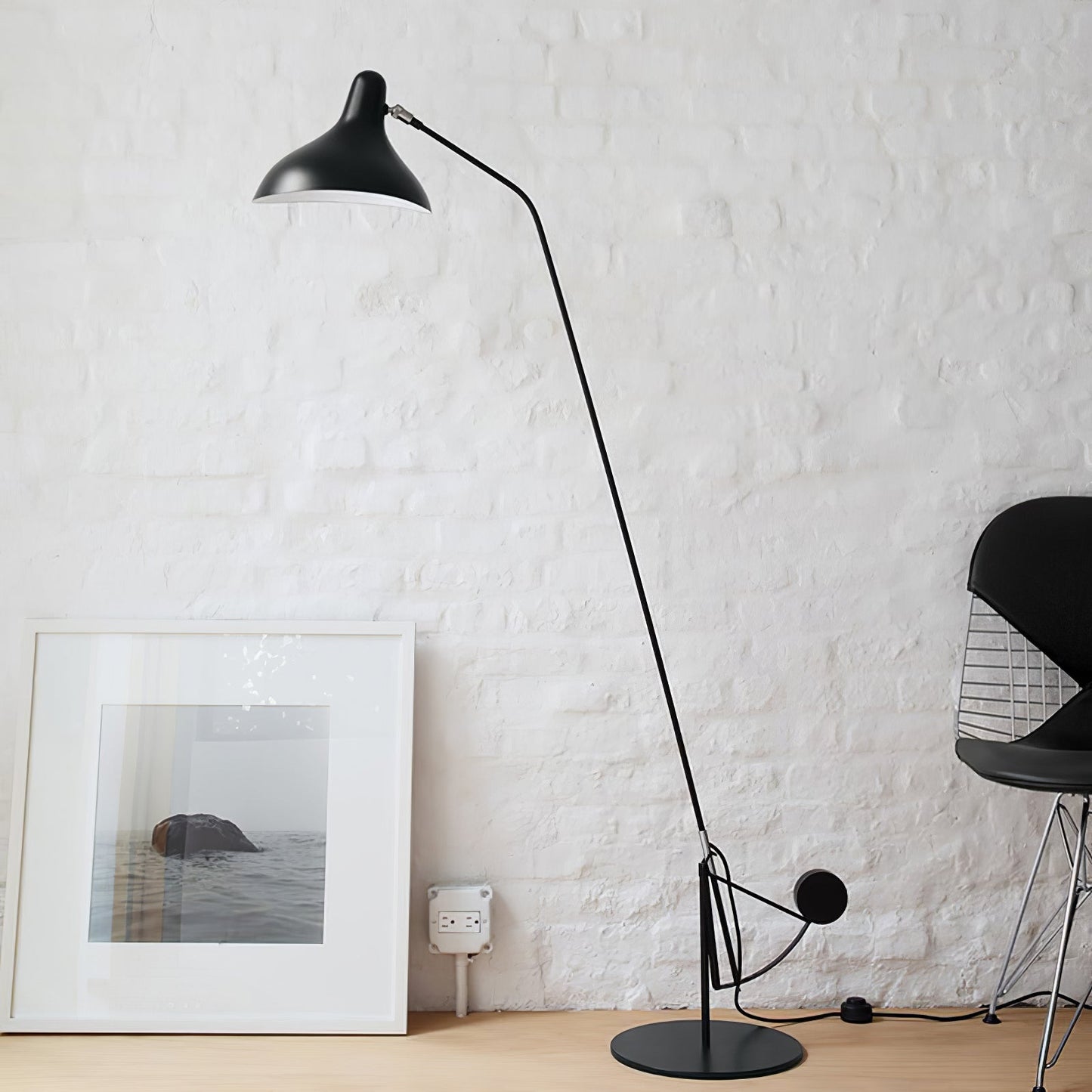 Mantis Arm Floor Lamp with LED, Adjustable Height, Black