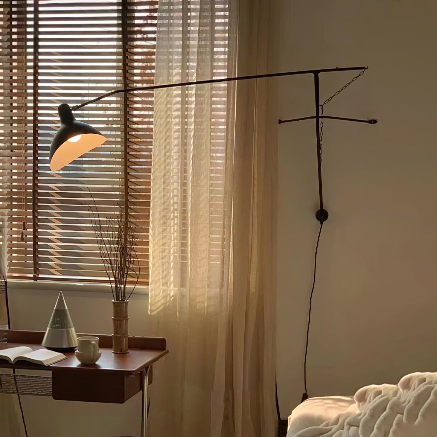 Mantis Arm Wall Lamp Black Metal LED Indoor Light