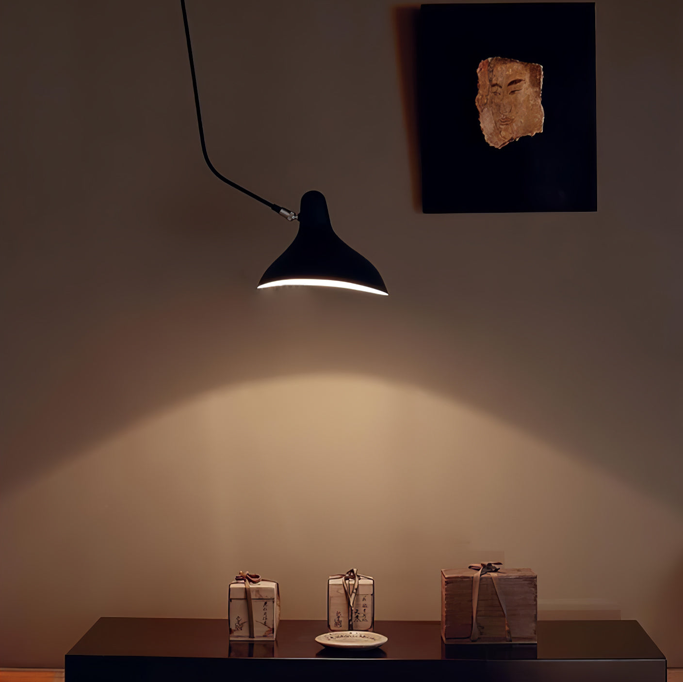 Mantis Arm Wall Lamp Black Metal LED Indoor Light
