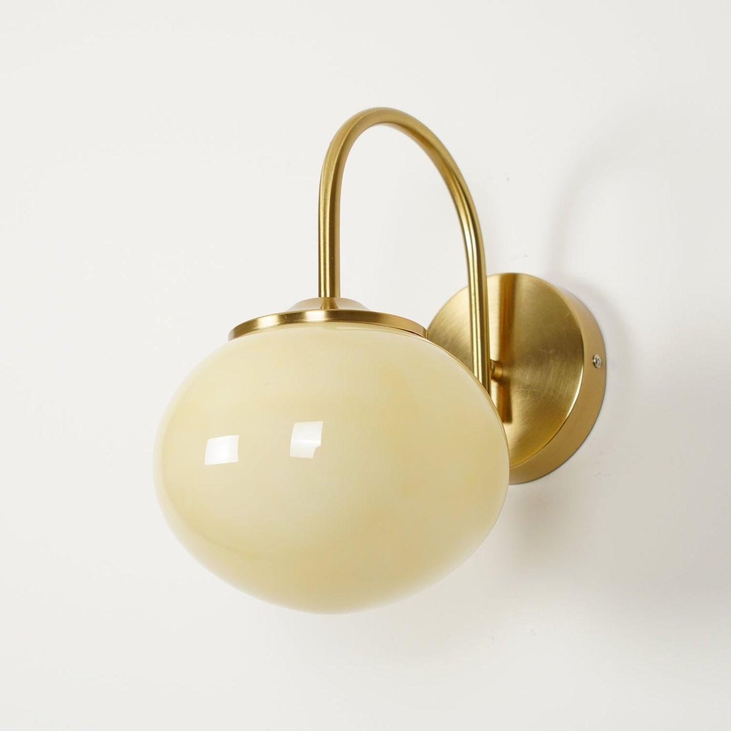 Marshmallow Wall Lamp with Pink Glass Shade and Gold Finish