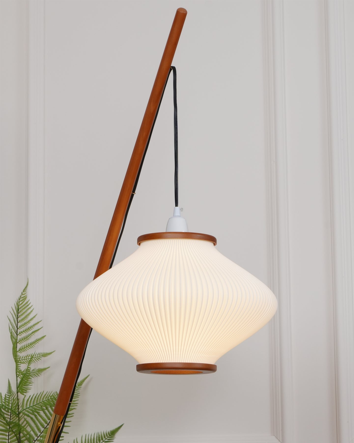 Matsusu Floor Lamp LED Brass Ash Wood Indoor Lighting