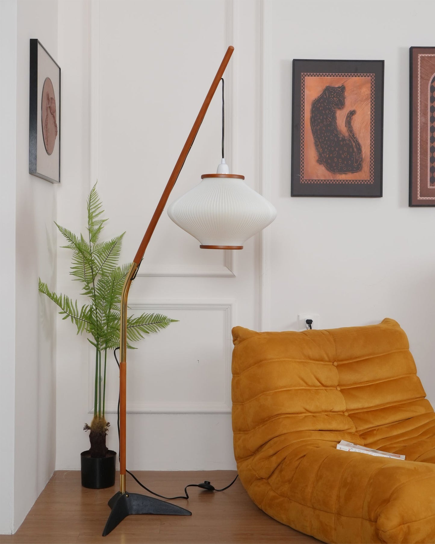 Matsusu Floor Lamp LED Brass Ash Wood Indoor Lighting