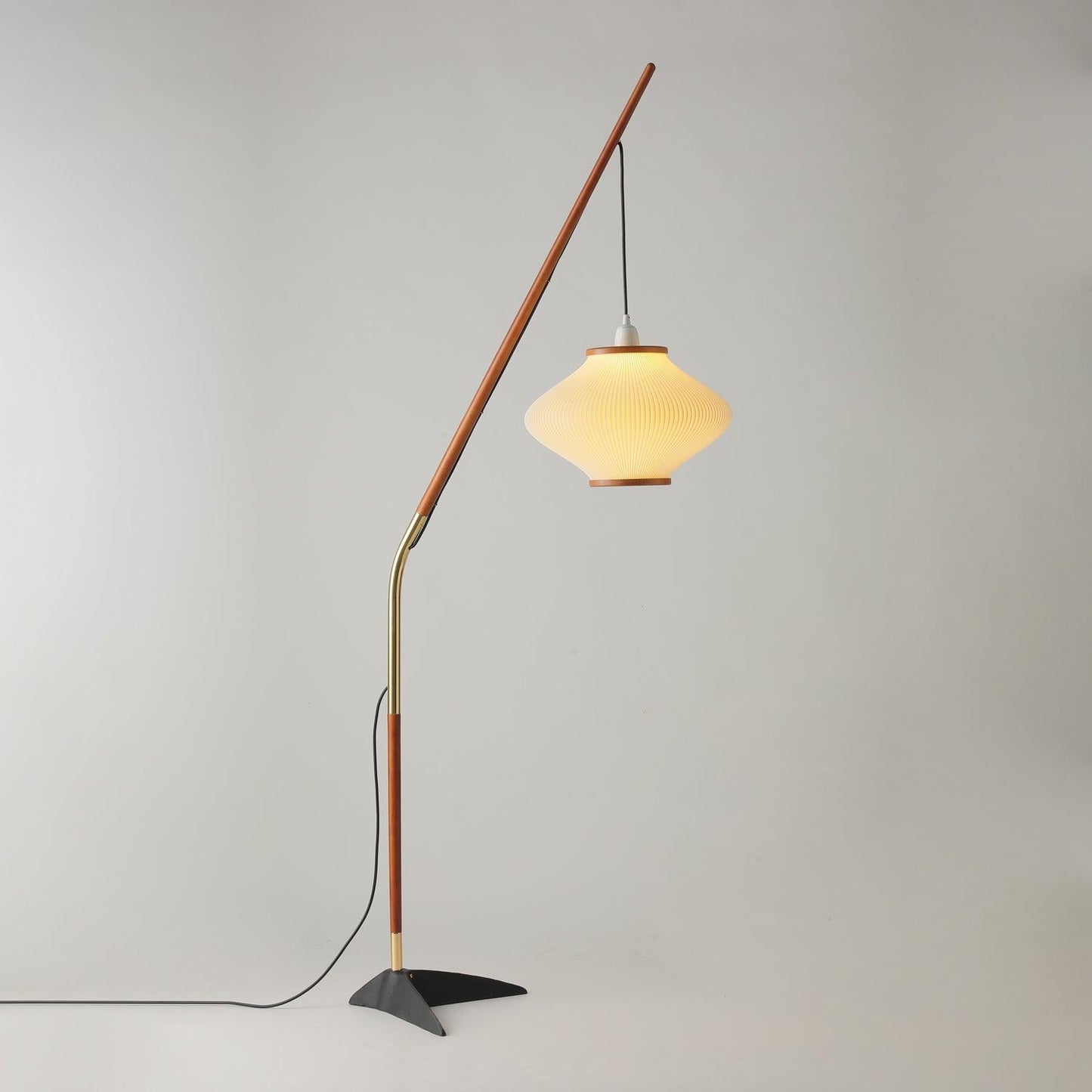 Matsusu Floor Lamp LED Brass Ash Wood Indoor Lighting