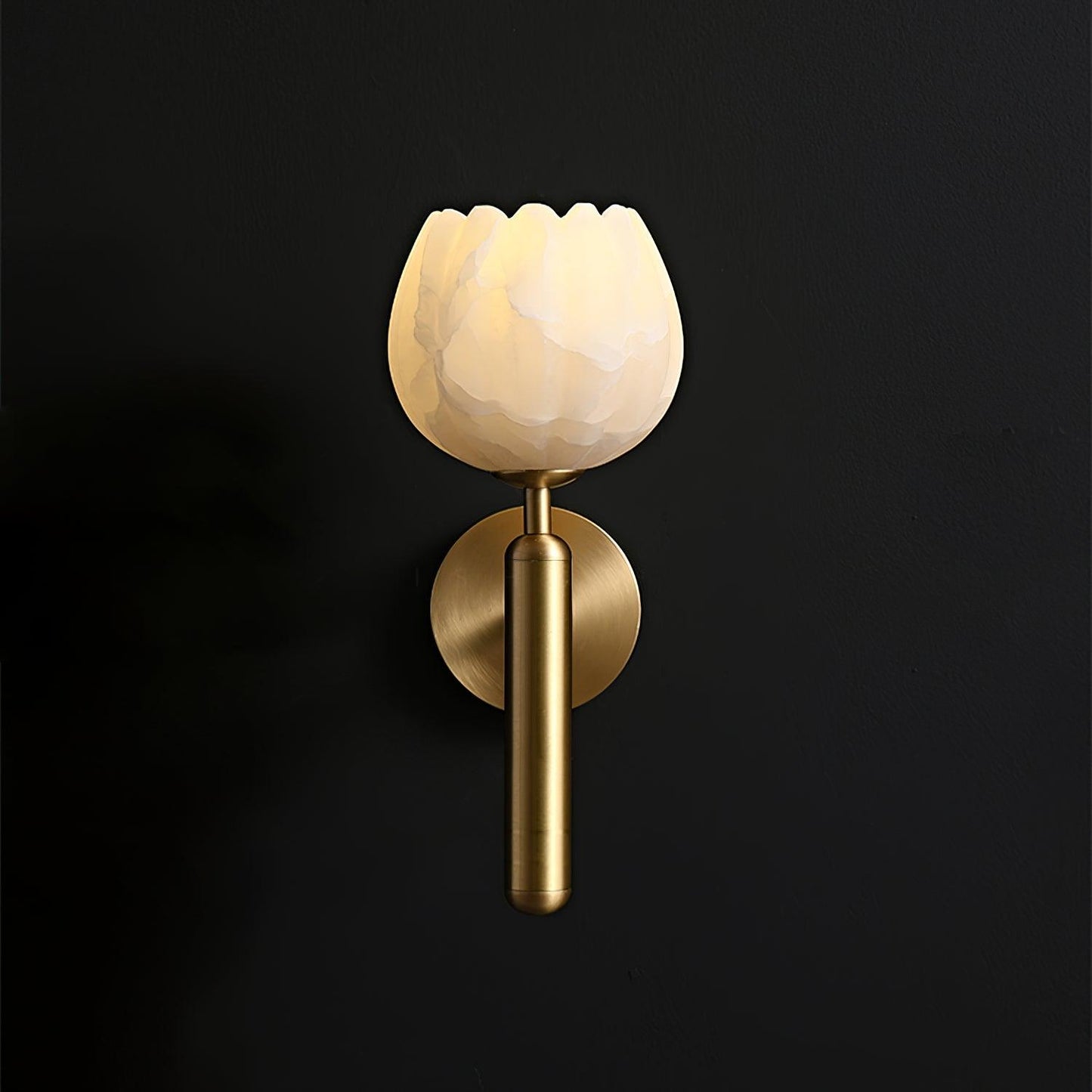 Mian Wall Lamp LED Sconce with Brass and Alabaster Design