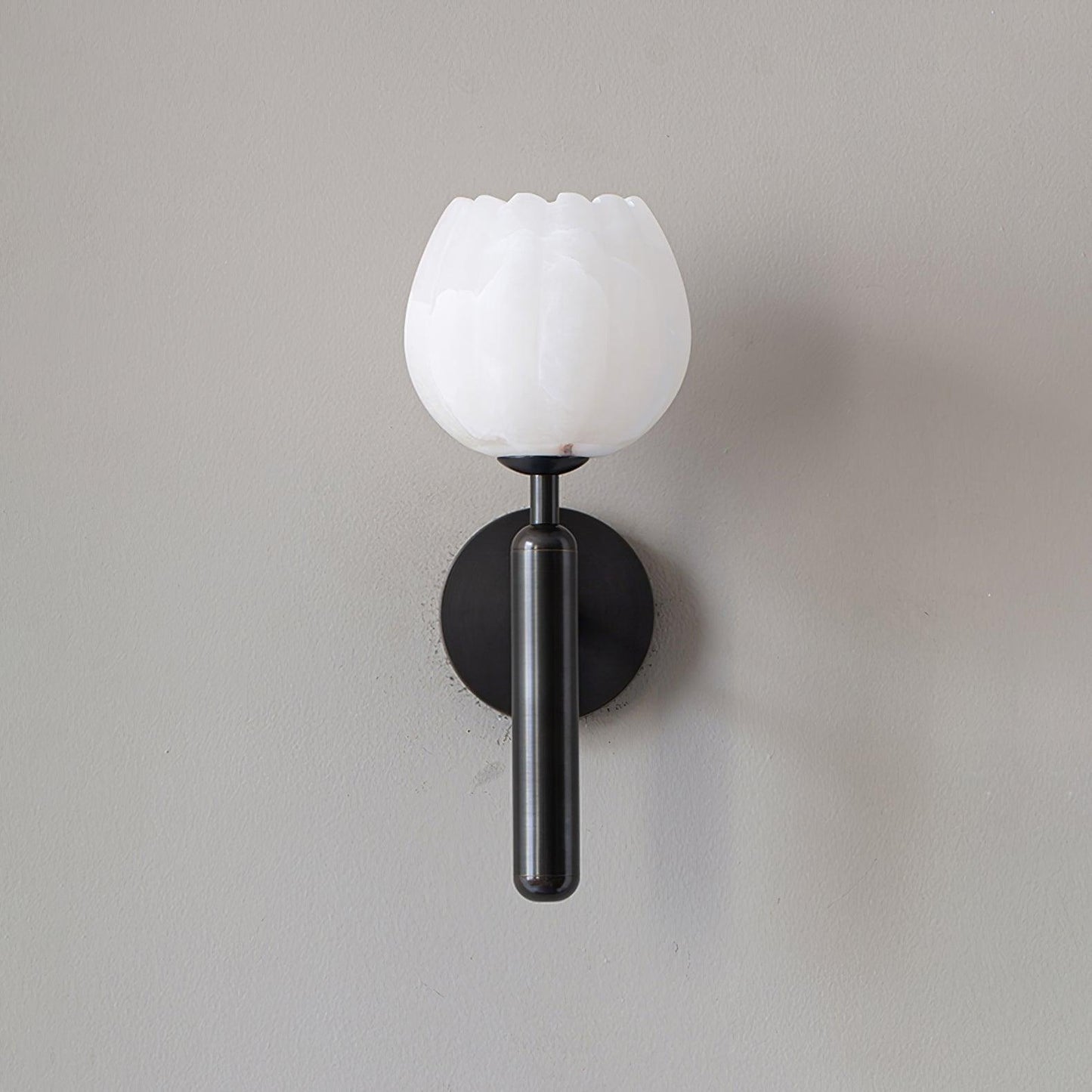 Mian Wall Lamp LED Sconce with Brass and Alabaster Design