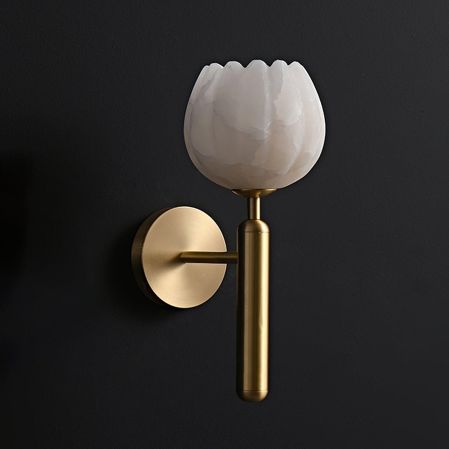 Mian Wall Lamp LED Sconce with Brass and Alabaster Design