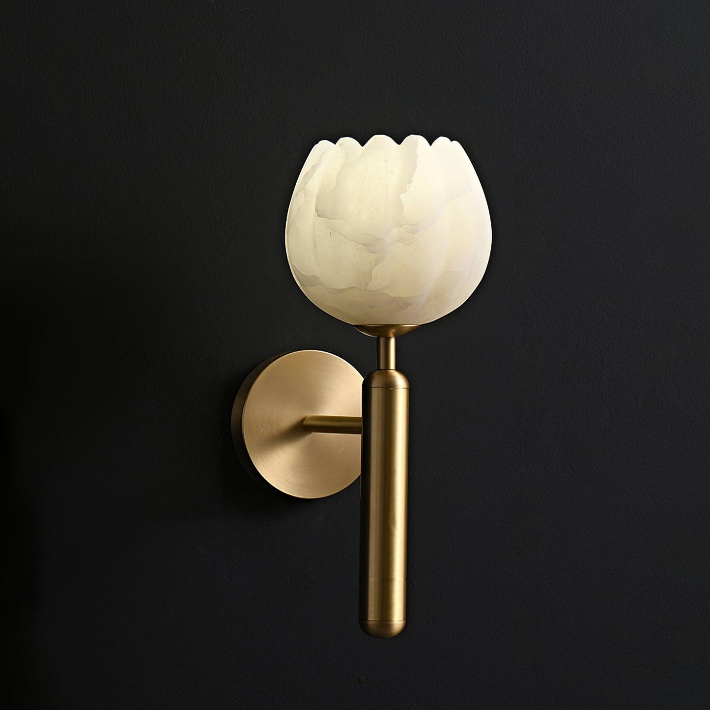 Mian Wall Lamp LED Sconce with Brass and Alabaster Design