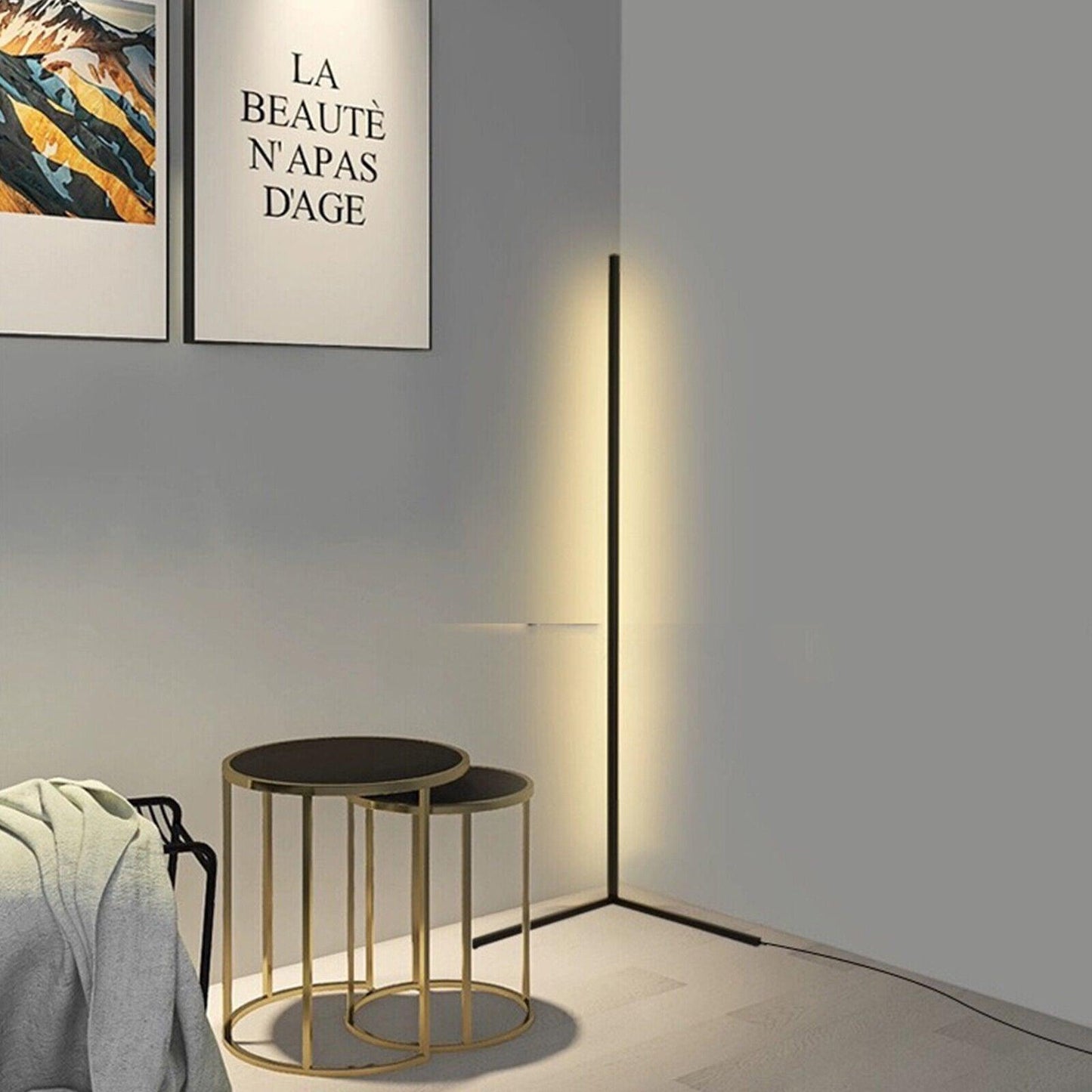 Minimalist LED Floor Lamp with Dimmable Control - Black