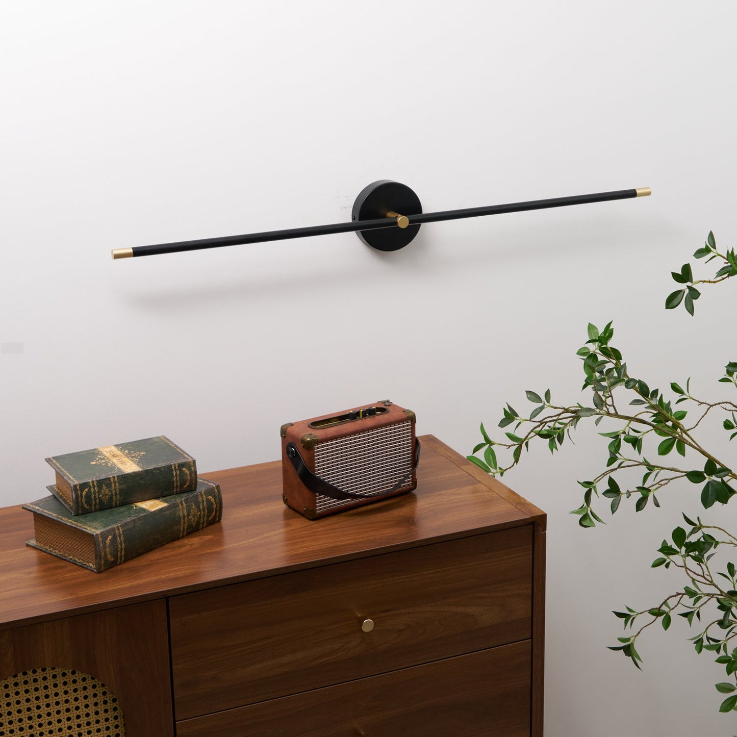 Minimalist Linear LED Plug-in Wall Lamp for Bathroom Lighting