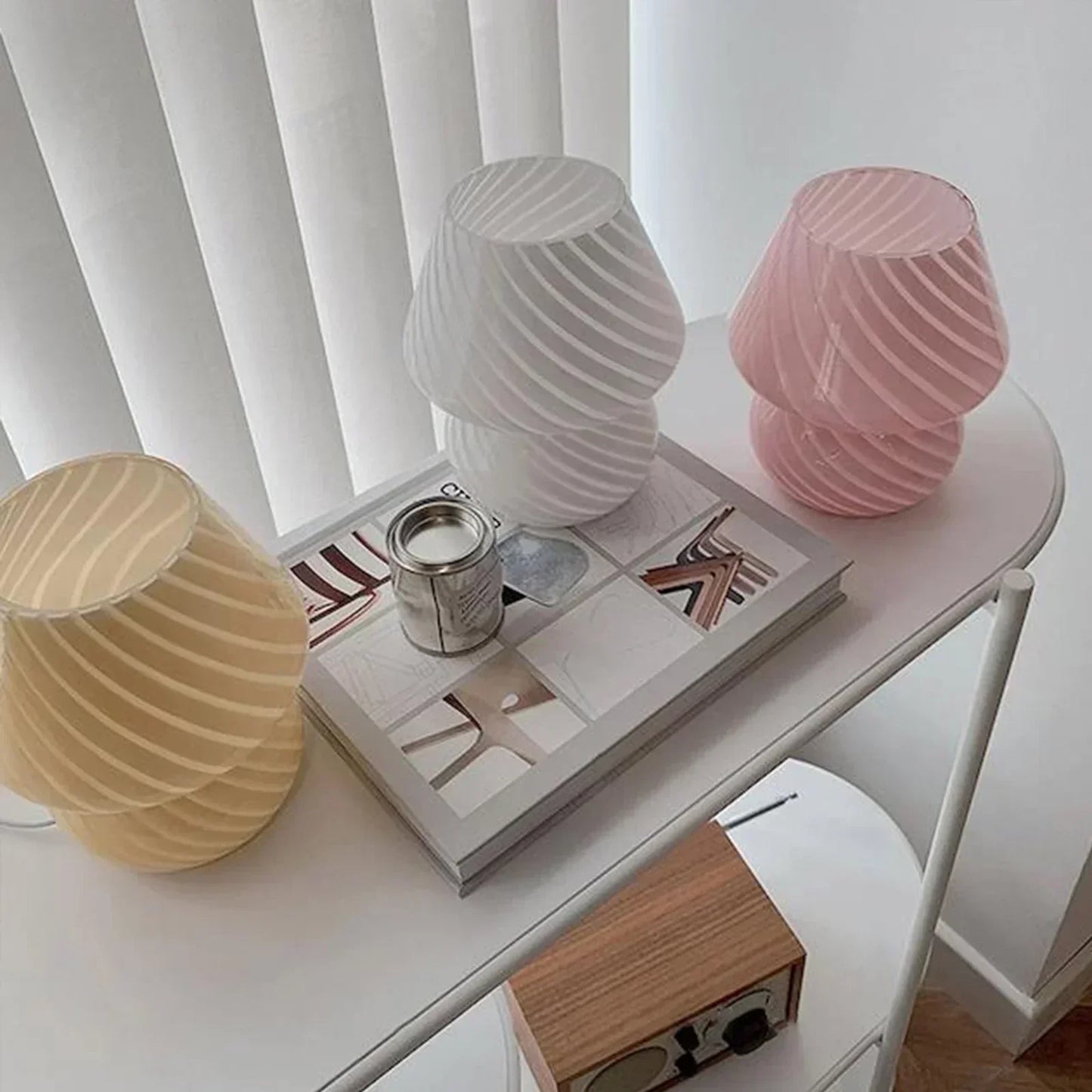 Murano Glass Table Lamp - Elegant and Unique Design