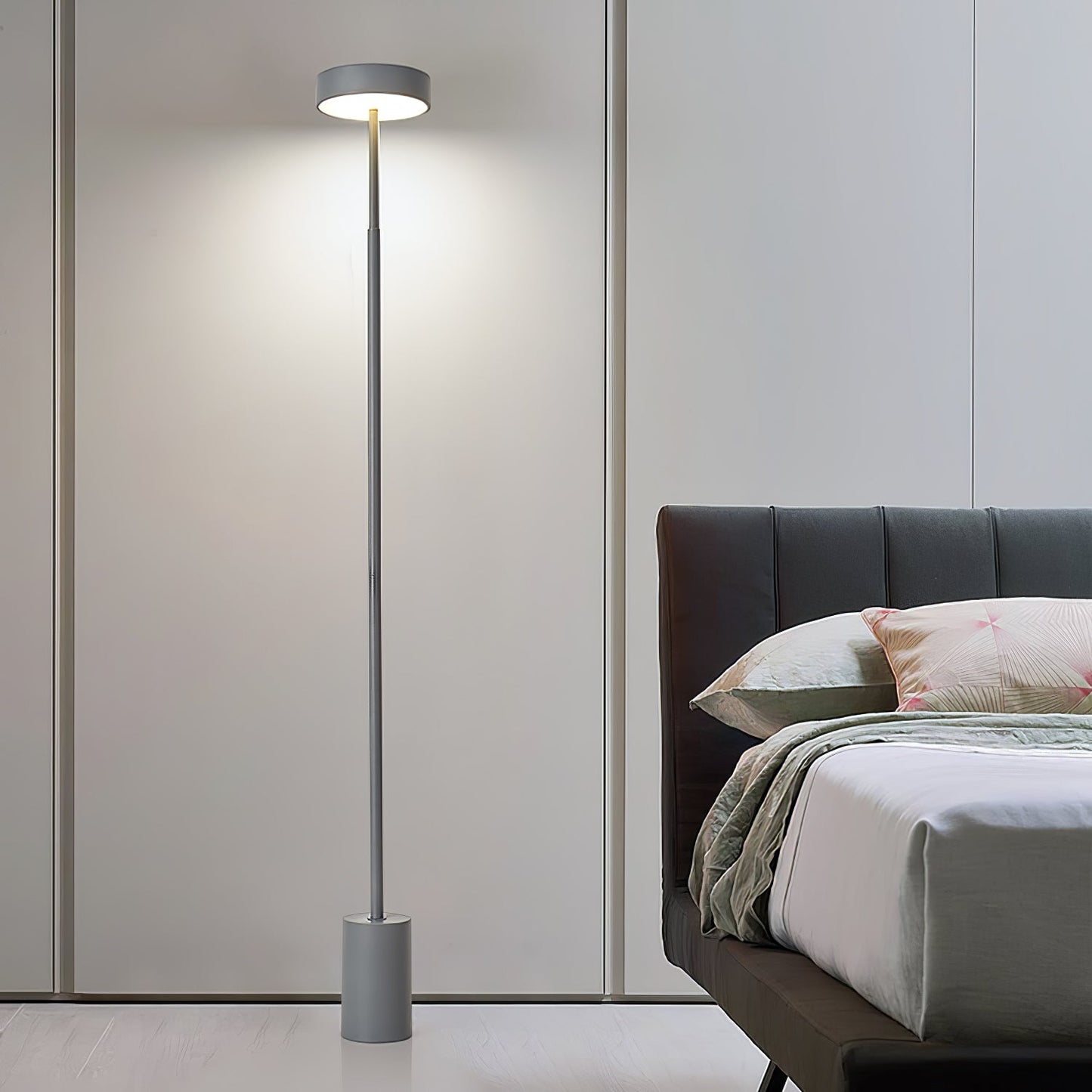 Naya Rotatable Floor Lamp with Integrated LED Lighting