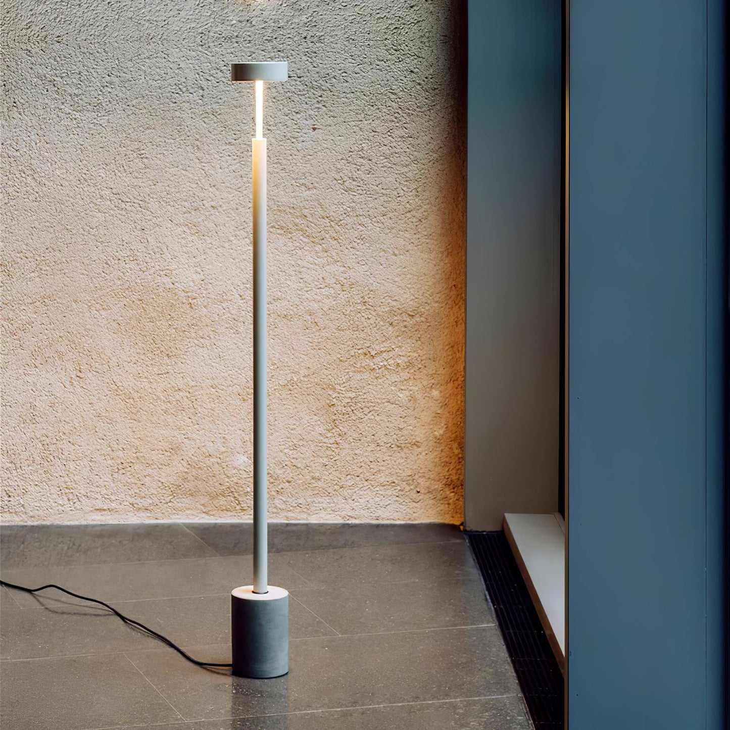Naya Rotatable Floor Lamp with Integrated LED Lighting