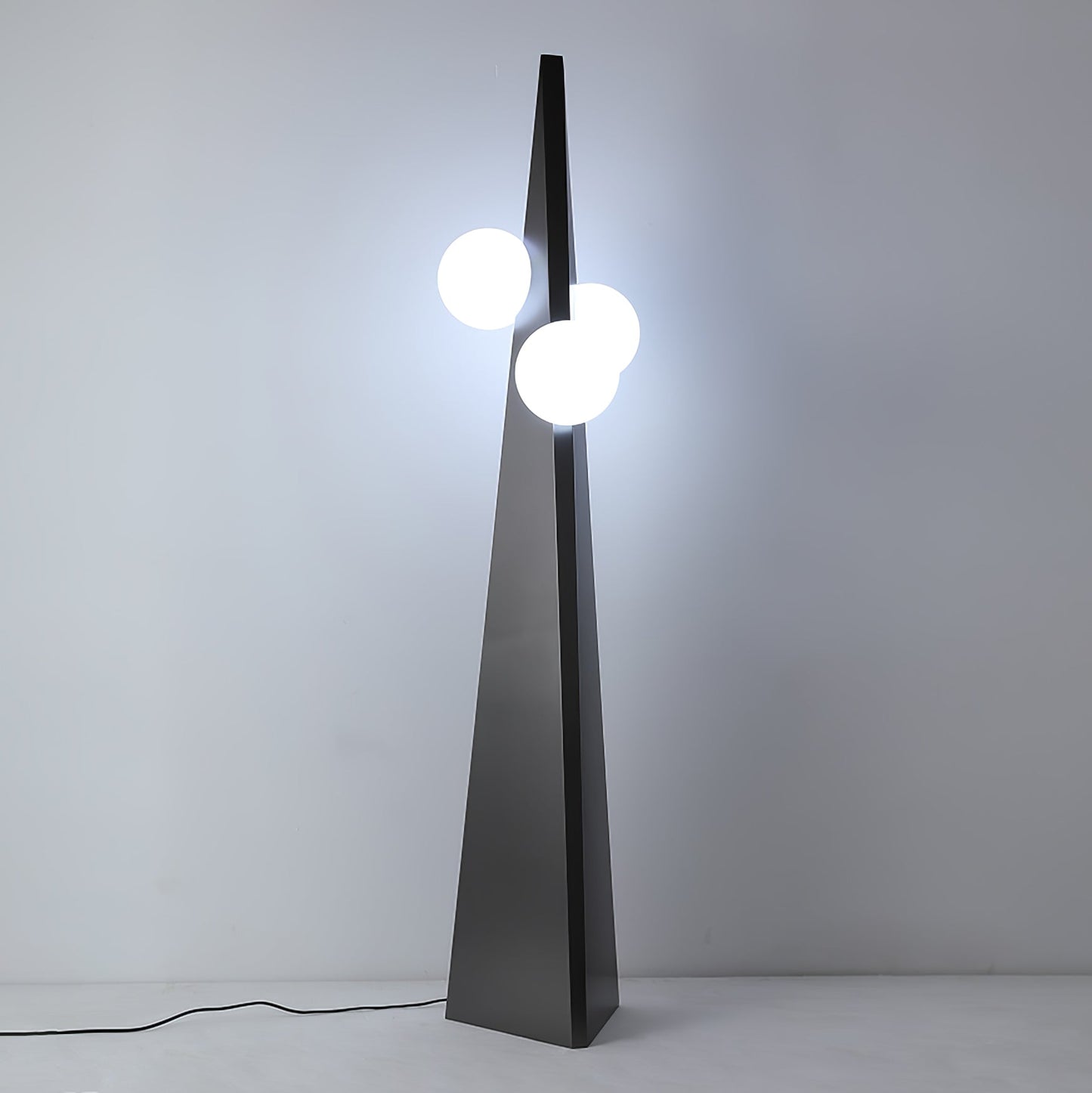 Noir Roy Floor Lamp - Modern LED Steel Design - Indoor Use