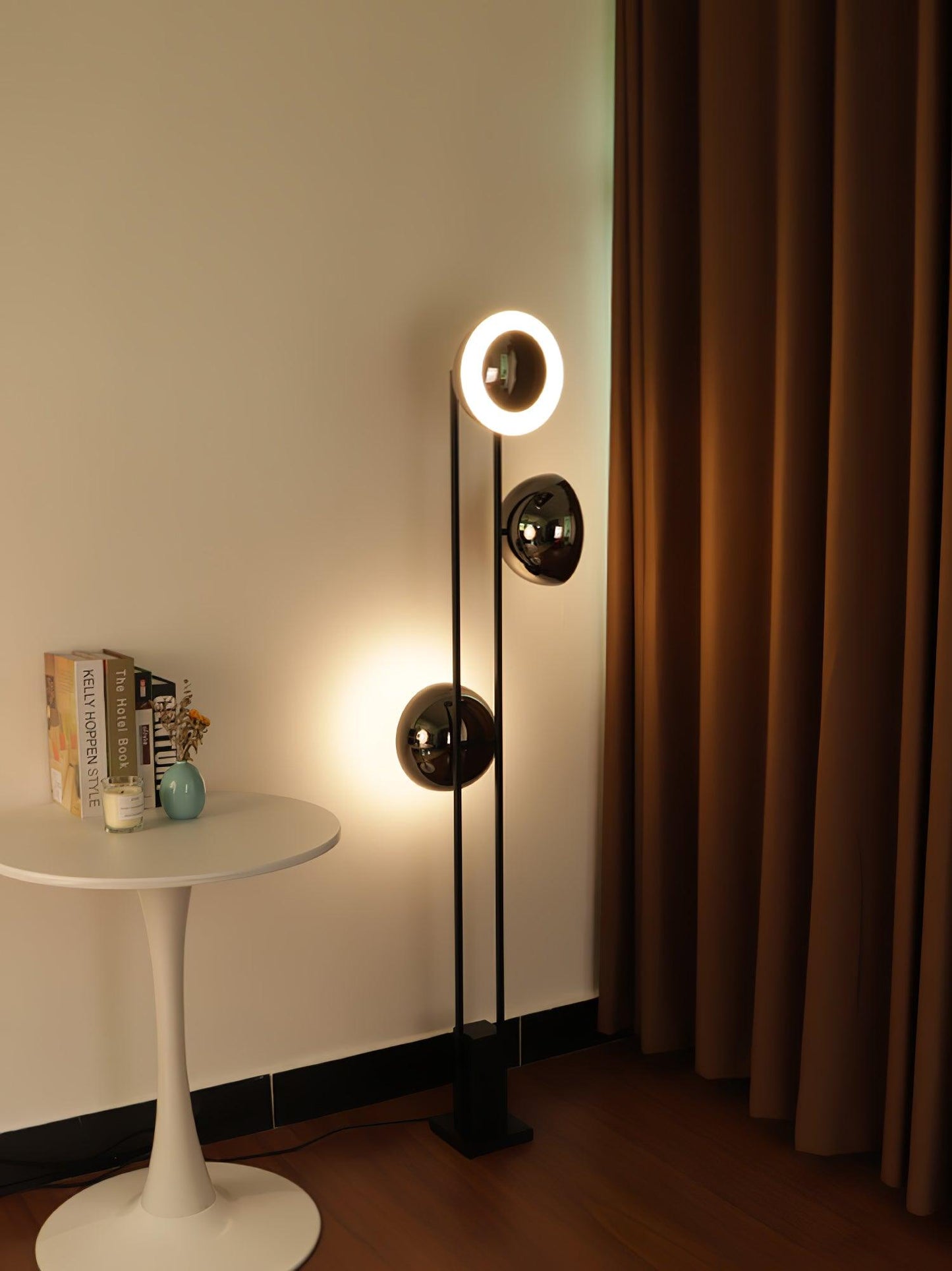 O3 Floor Lamp Modern Black LED Three-Light Indoor Lighting