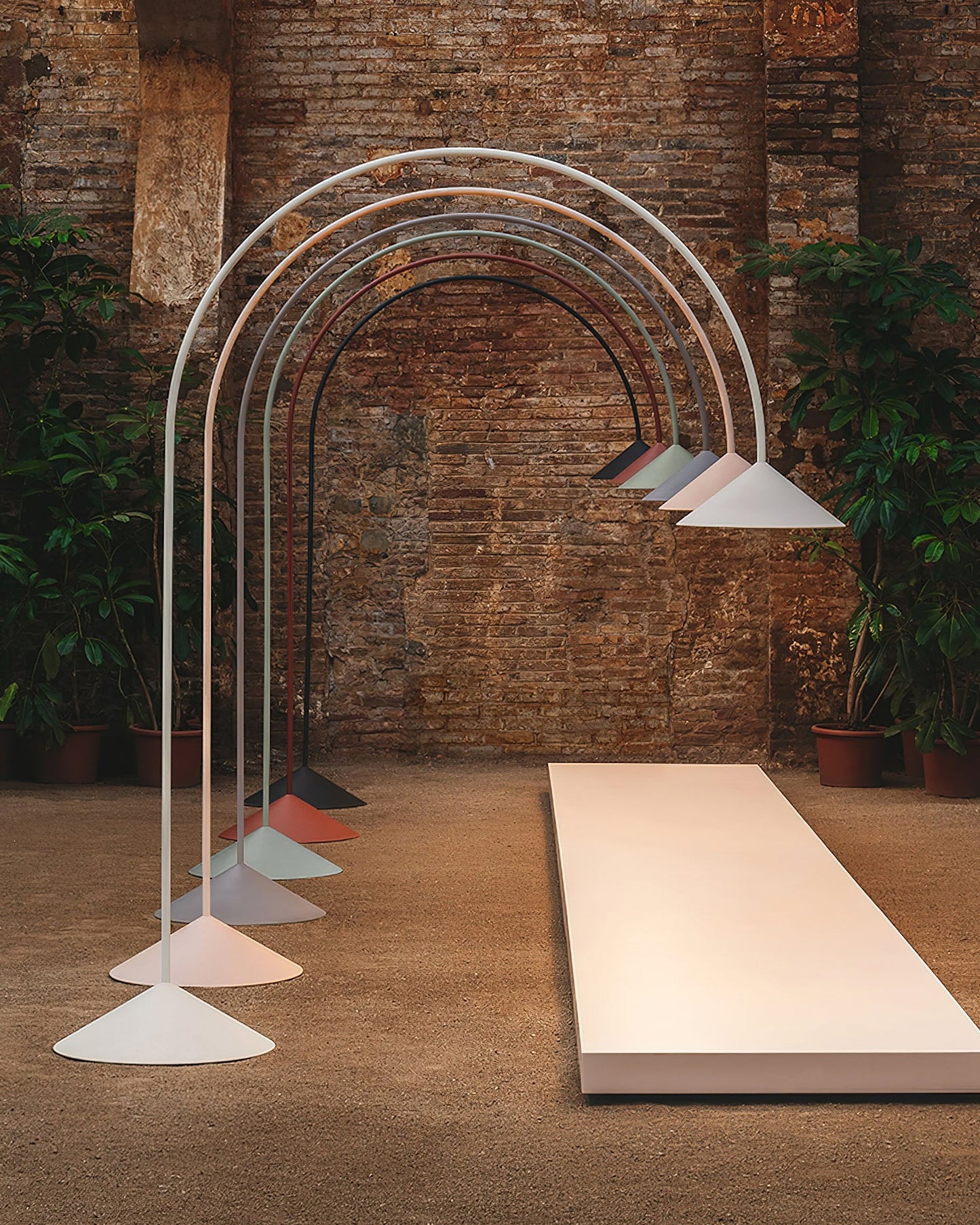 Arc Out Floor Lamp with LED Light - Modern Indoor Lighting