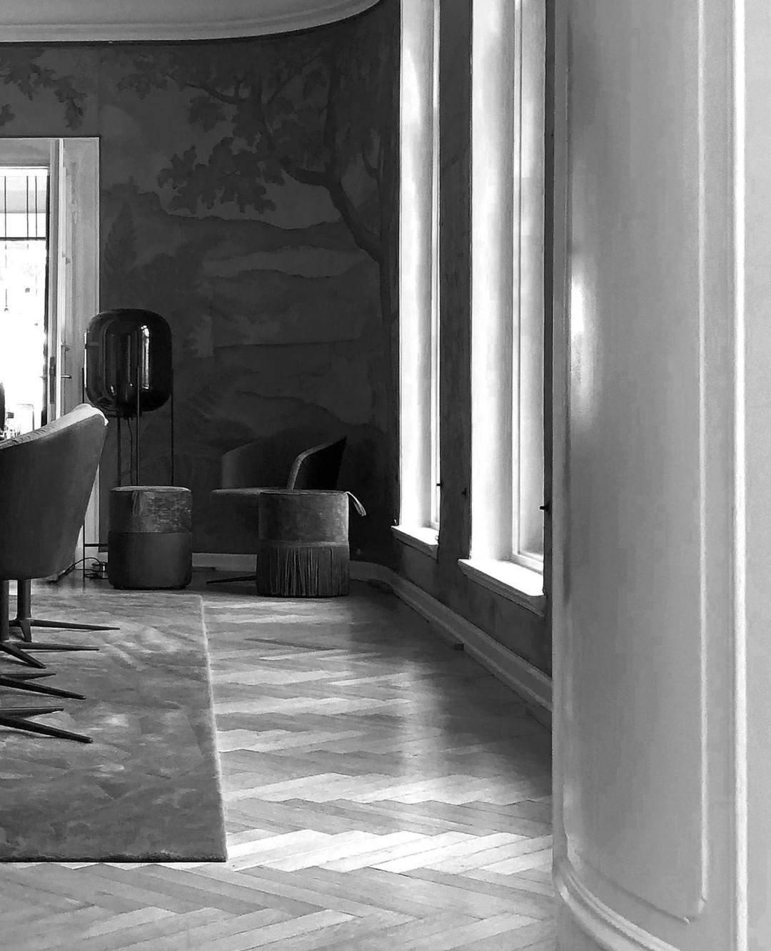 Oda Floor Lamp with Hand Blown Glass, LED, Indoor Use