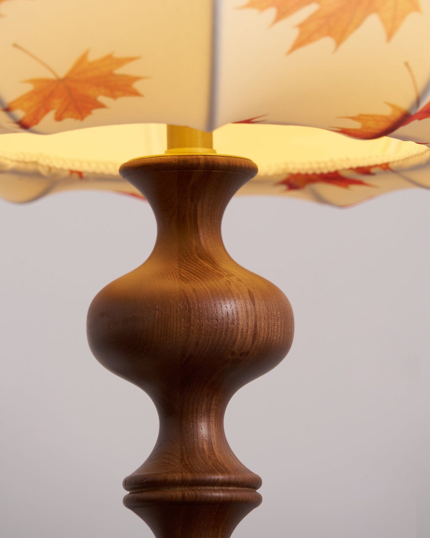 Olivia Floor Lamp - Elegant LED Indoor Lighting for Home