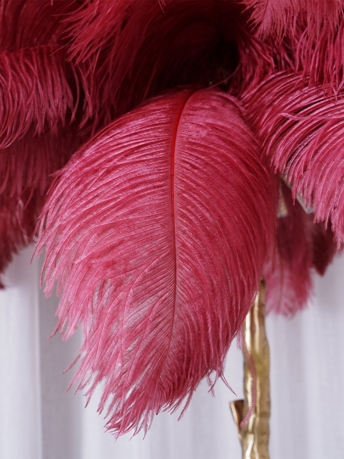 Ostrich Feather Brass Floor Lamp - Luxury Indoor Lighting