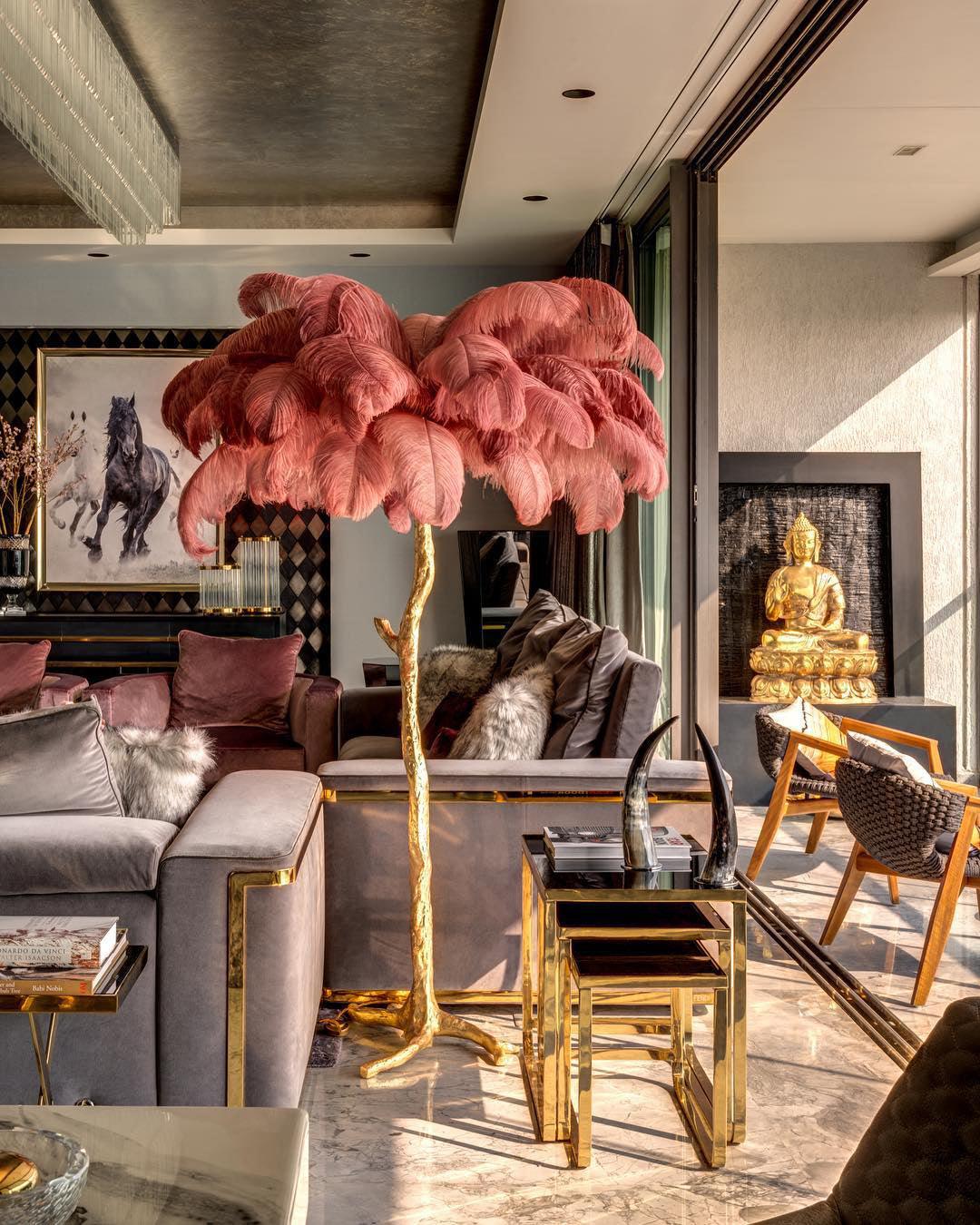 Ostrich Feather Brass Floor Lamp - Luxury Indoor Lighting