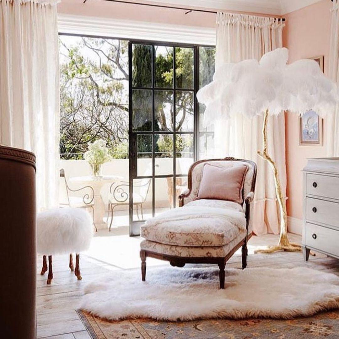 Ostrich Feather Brass Floor Lamp - Luxury Indoor Lighting