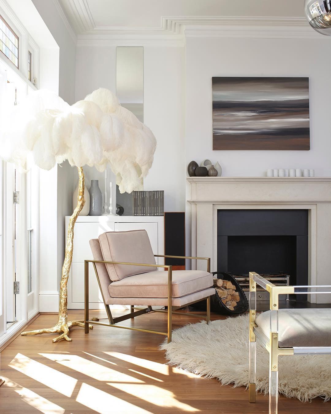 Ostrich Feather Brass Floor Lamp - Luxury Indoor Lighting
