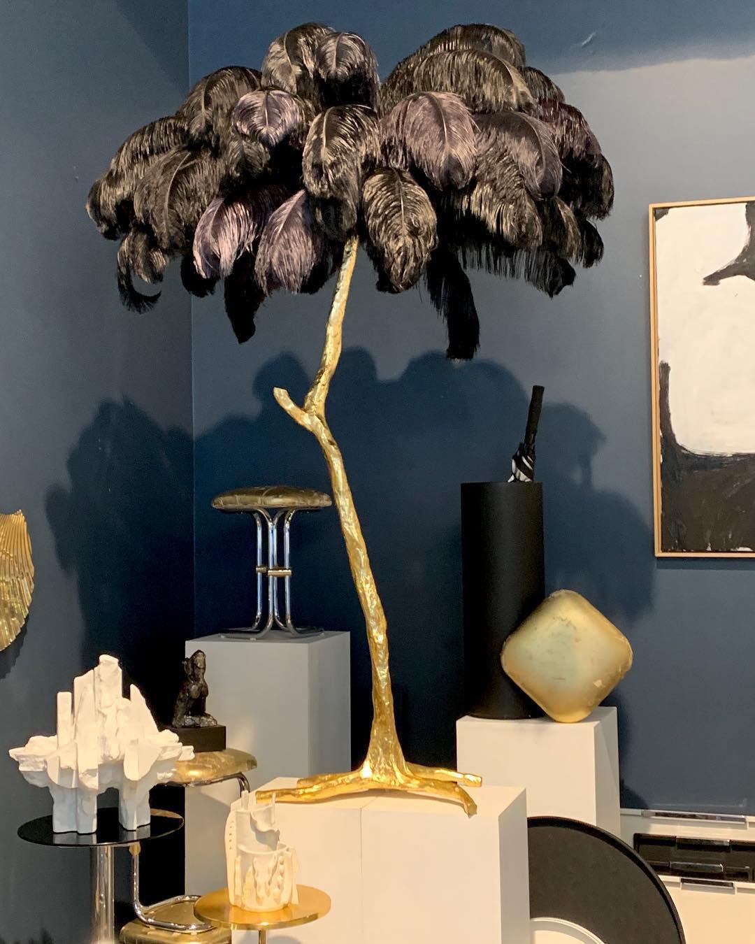 Ostrich Feather Brass Floor Lamp - Luxury Indoor Lighting