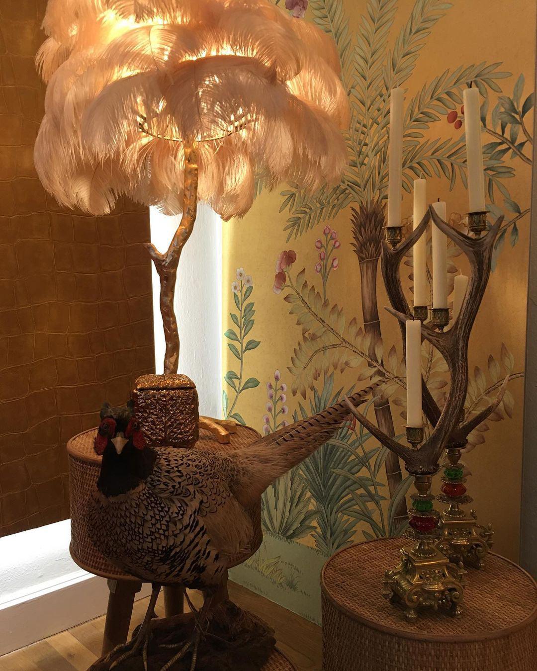 Ostrich Feather Brass Floor Lamp - Luxury Indoor Lighting