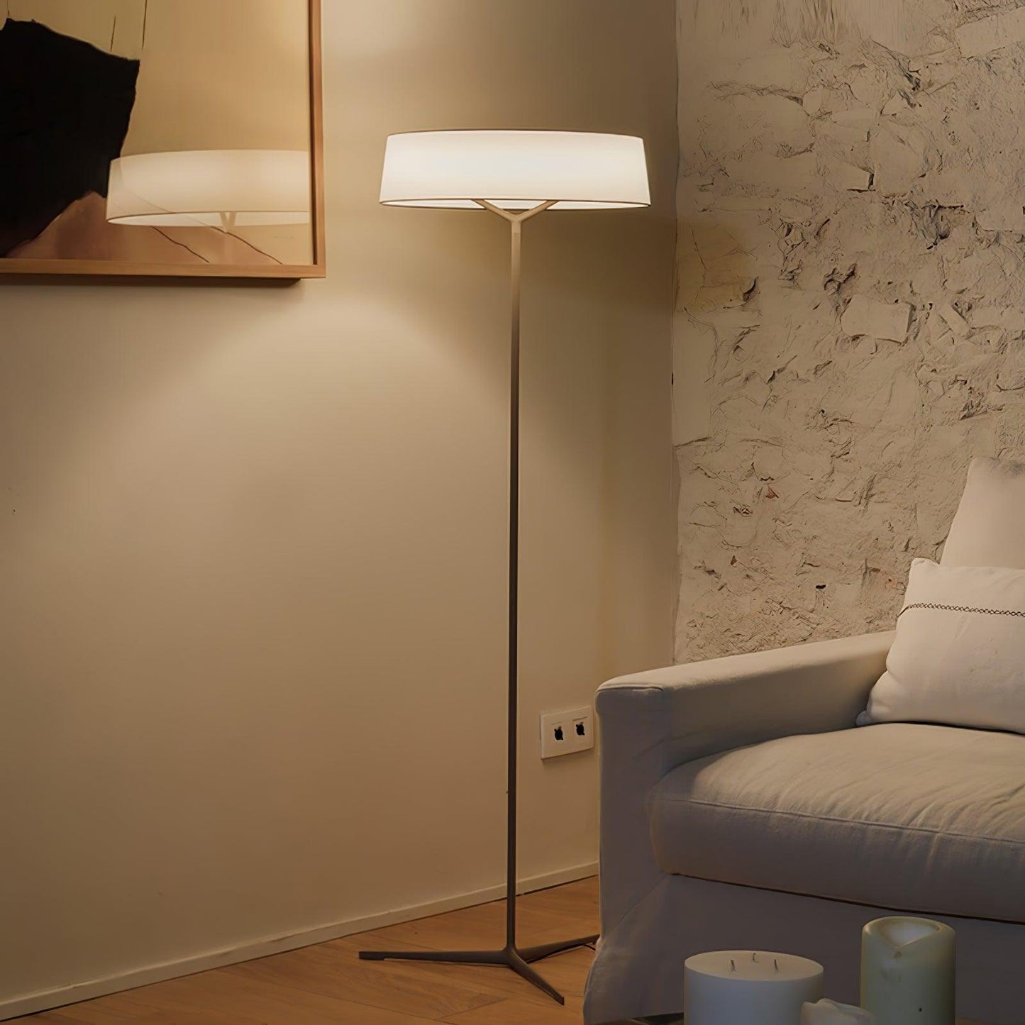 Dama Floor Lamp with LED Light, Indoor Aluminium Design