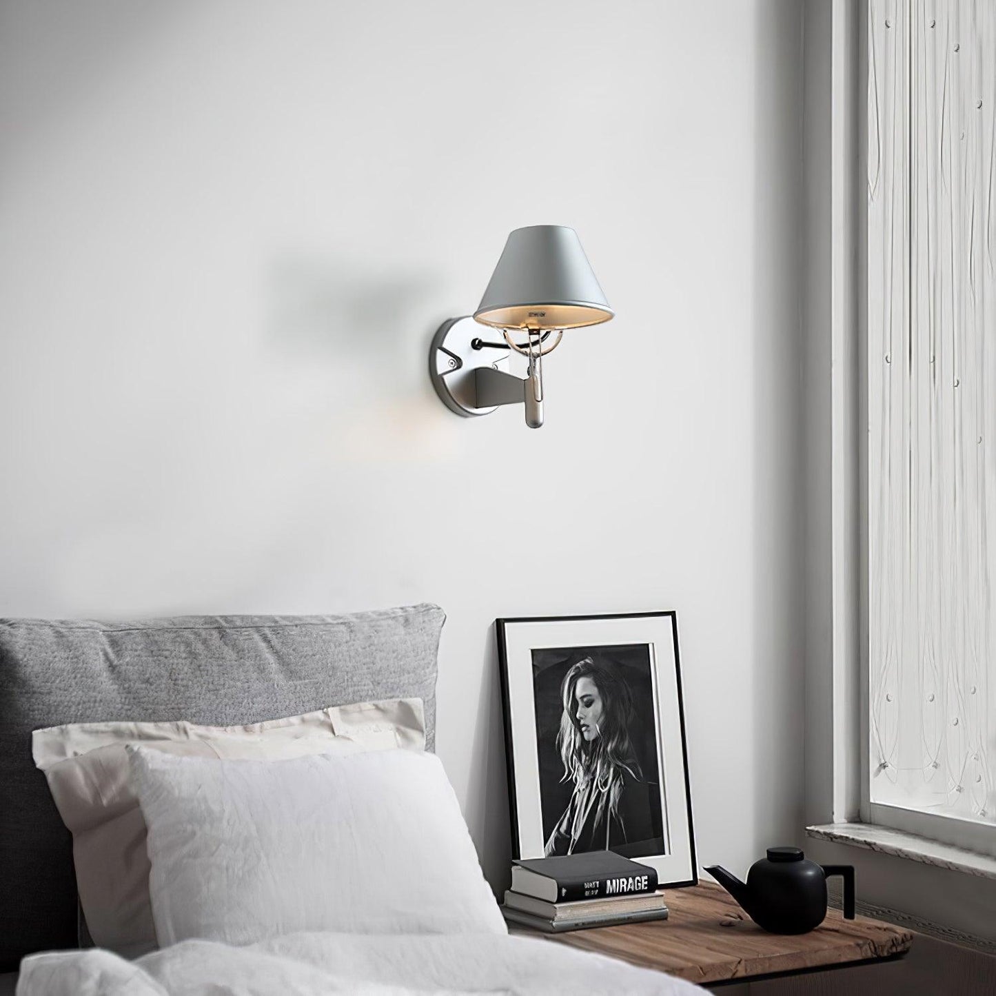 Parete Wall Lamp - Adjustable LED Metal Office Lighting