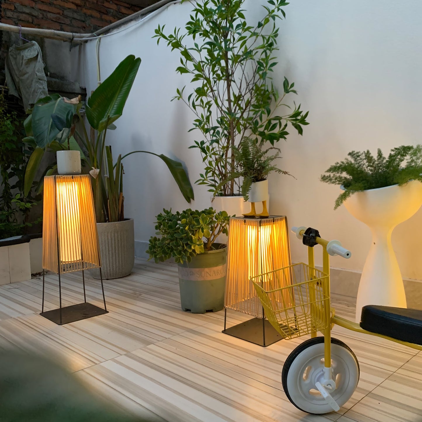 Plastic Rattan Outdoor Post Light - Solar Powered LED, Waterproof