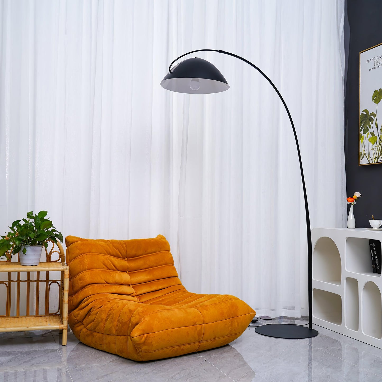 Verse Arc Floor Lamp - Scandinavian Design, LED, Black