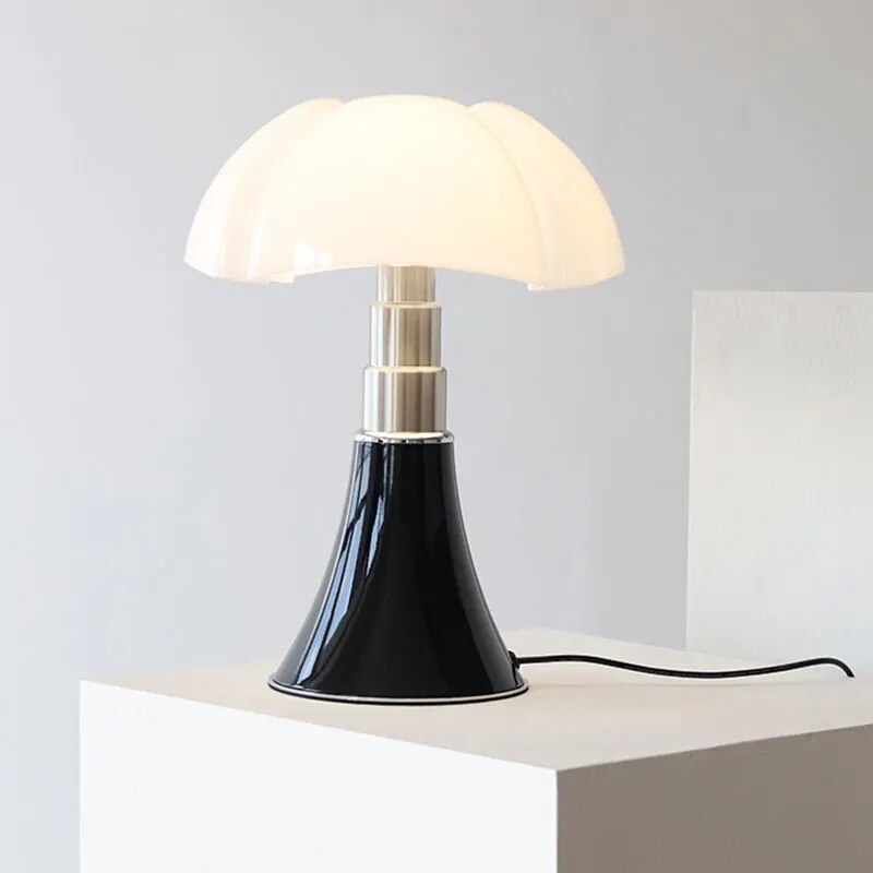 Bloom Flower Table Lamp – Adjustable Designer Lighting