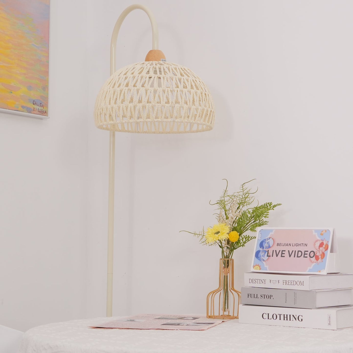 Rattan Arch Floor Lamp - Stylish Beige Indoor Lighting