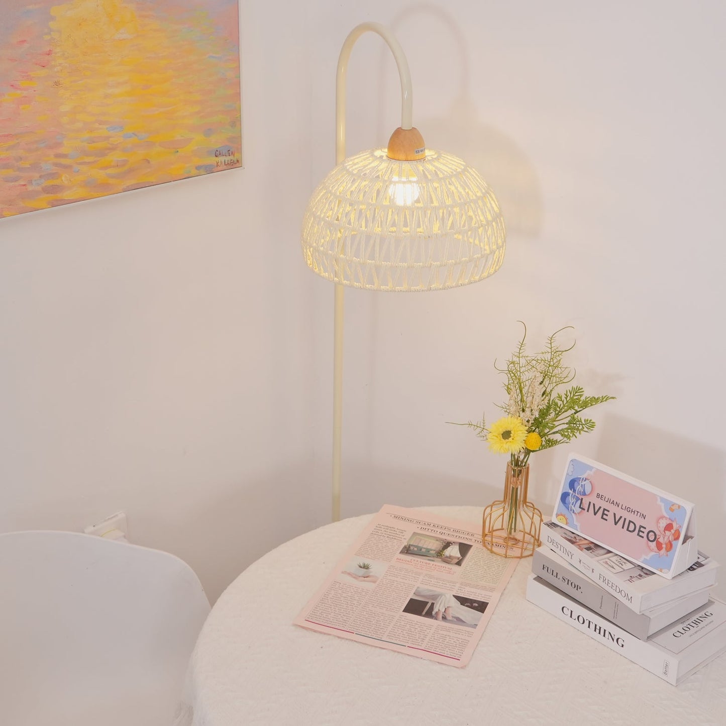 Rattan Arch Floor Lamp - Stylish Beige Indoor Lighting