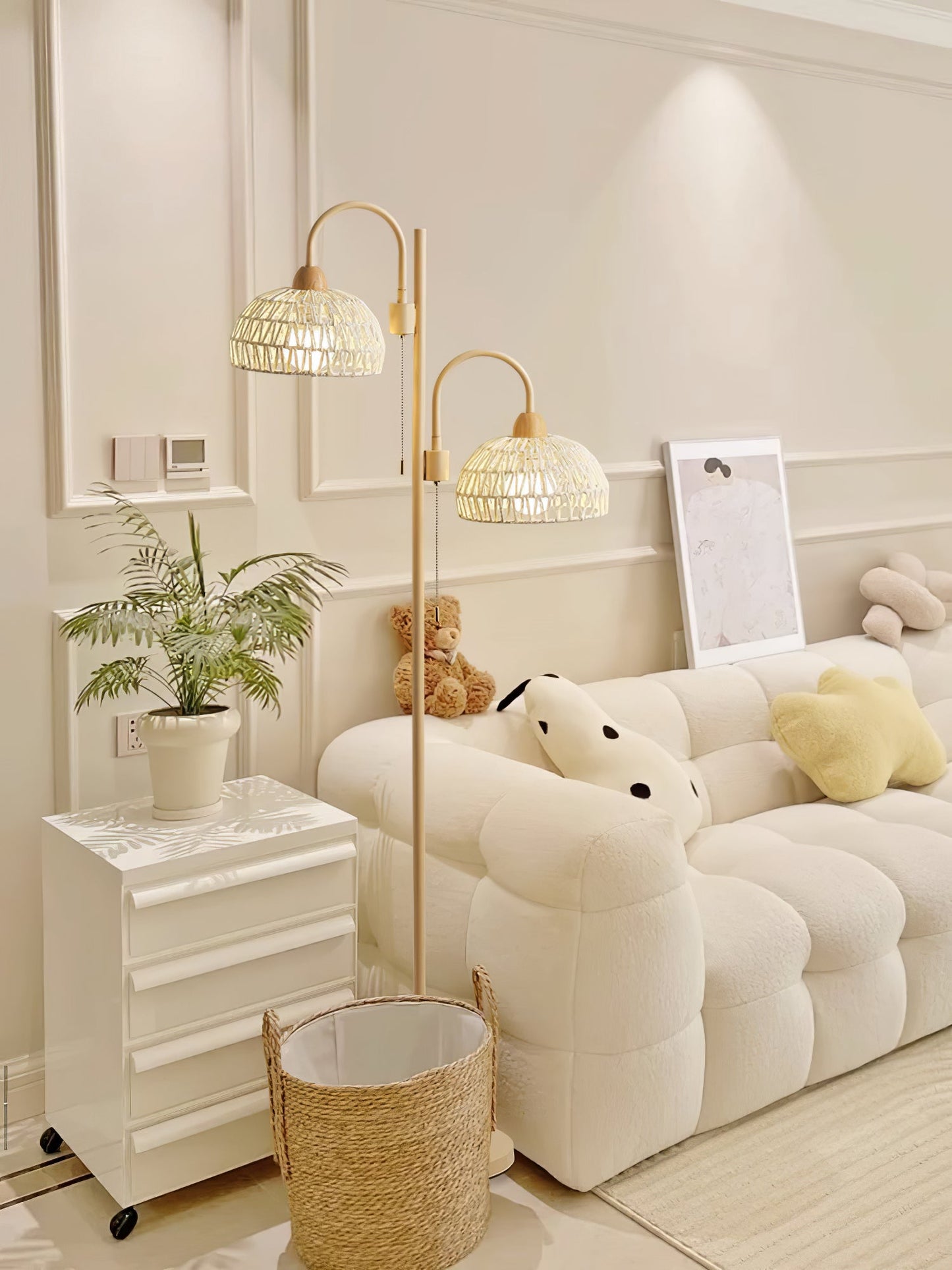 Rattan Arch Floor Lamp - Stylish Beige Indoor Lighting