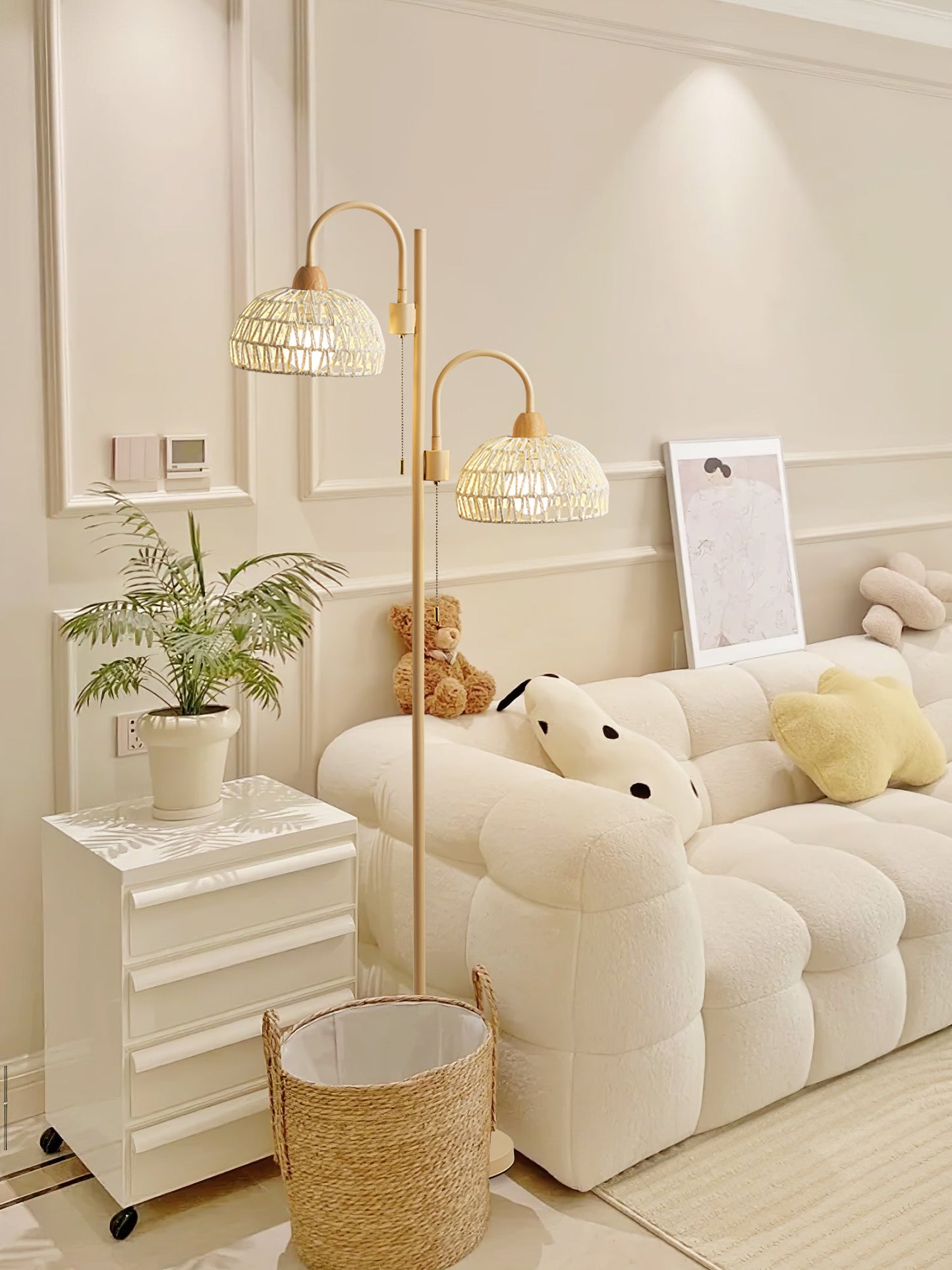 Rattan Arch Floor Lamp - Stylish Beige Indoor Lighting