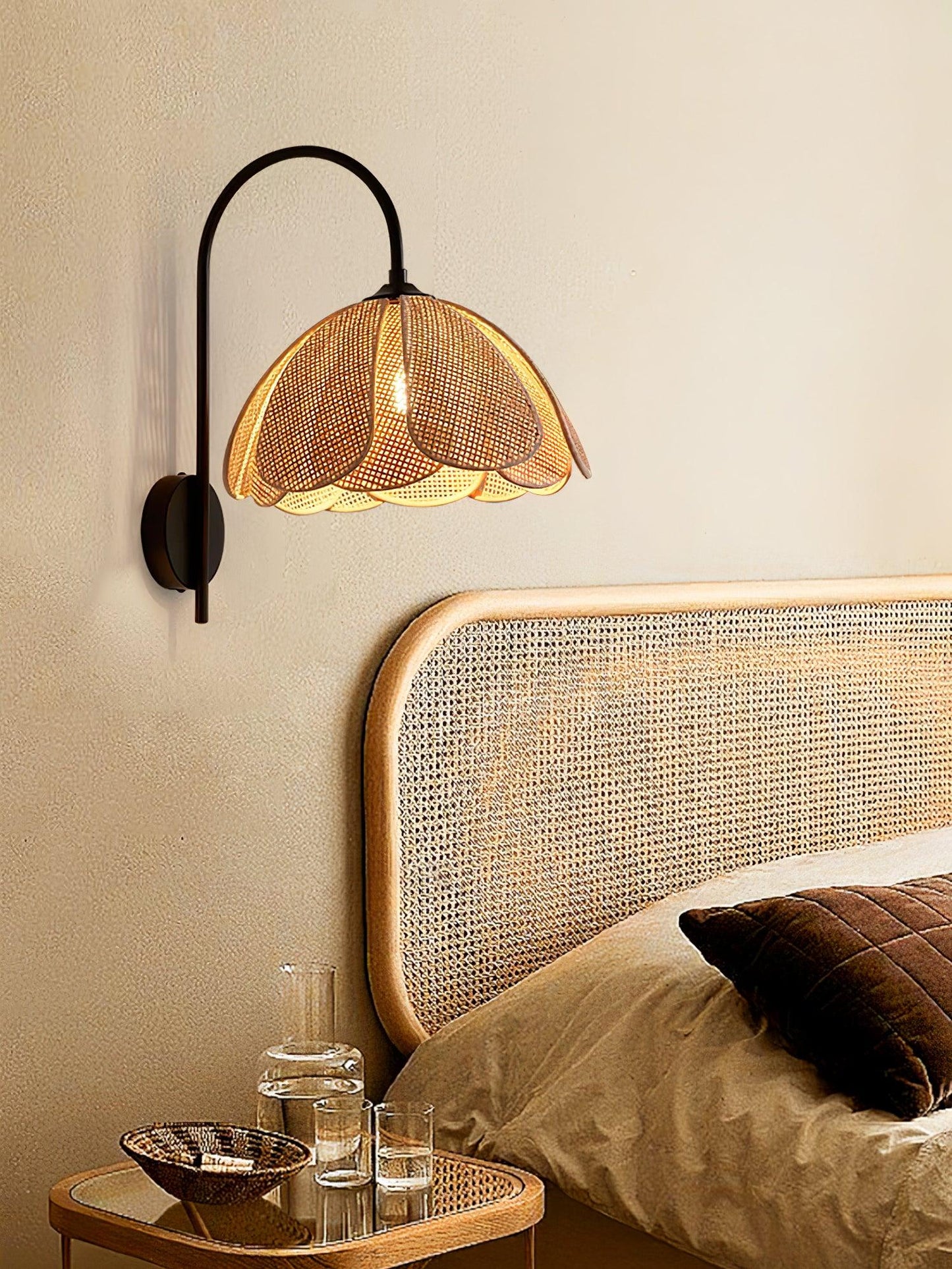 Rattan Petal Wall Lamp - LED Indoor Lighting Fixture