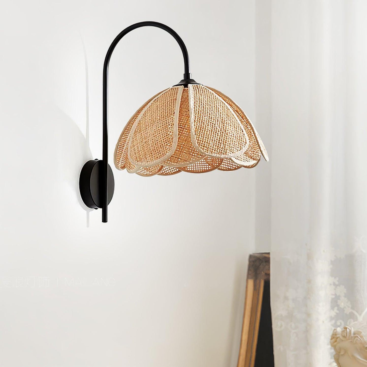 Rattan Petal Wall Lamp - LED Indoor Lighting Fixture
